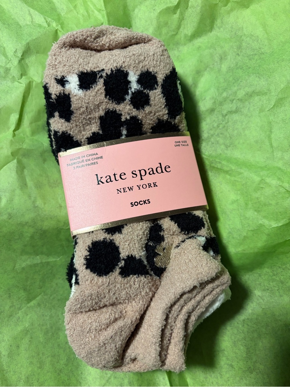 kate spade New York Beige and Black Fuzzy Leopard Socks. 🆕